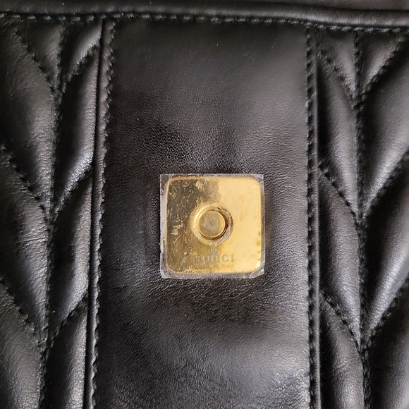 Authenttic Rare vintage Gucci Tom Ford era in black leather with Gold chain bag - Picture 10 of 10